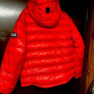 Mackage puffer jacket, for a great prize below original price. Size 40